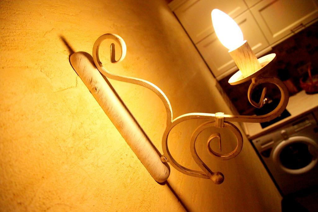 Apartment In Deribasovskaya Street 13 敖德萨 外观 照片